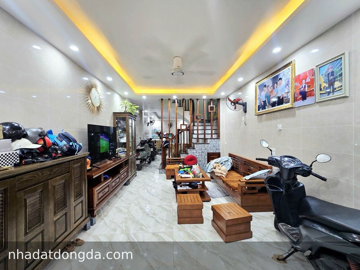 Nhà Đê La Thành, Cần Công đánh giá (dữ liệu gốc thiếu phường), 22.8 tỷ