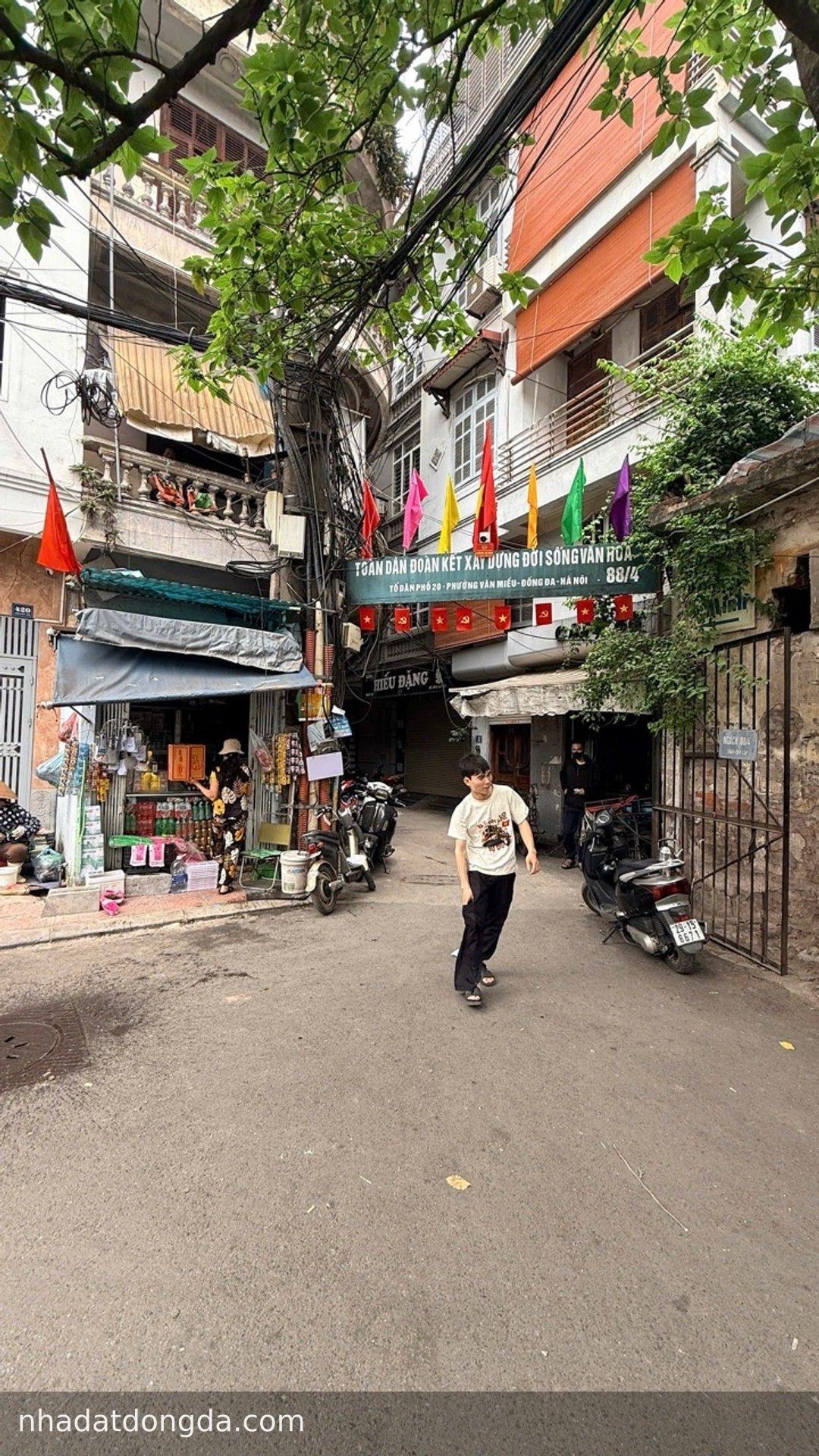 Ảnh 3 nhà 108 Trần Quý Cáp, Trần Quý Cáp