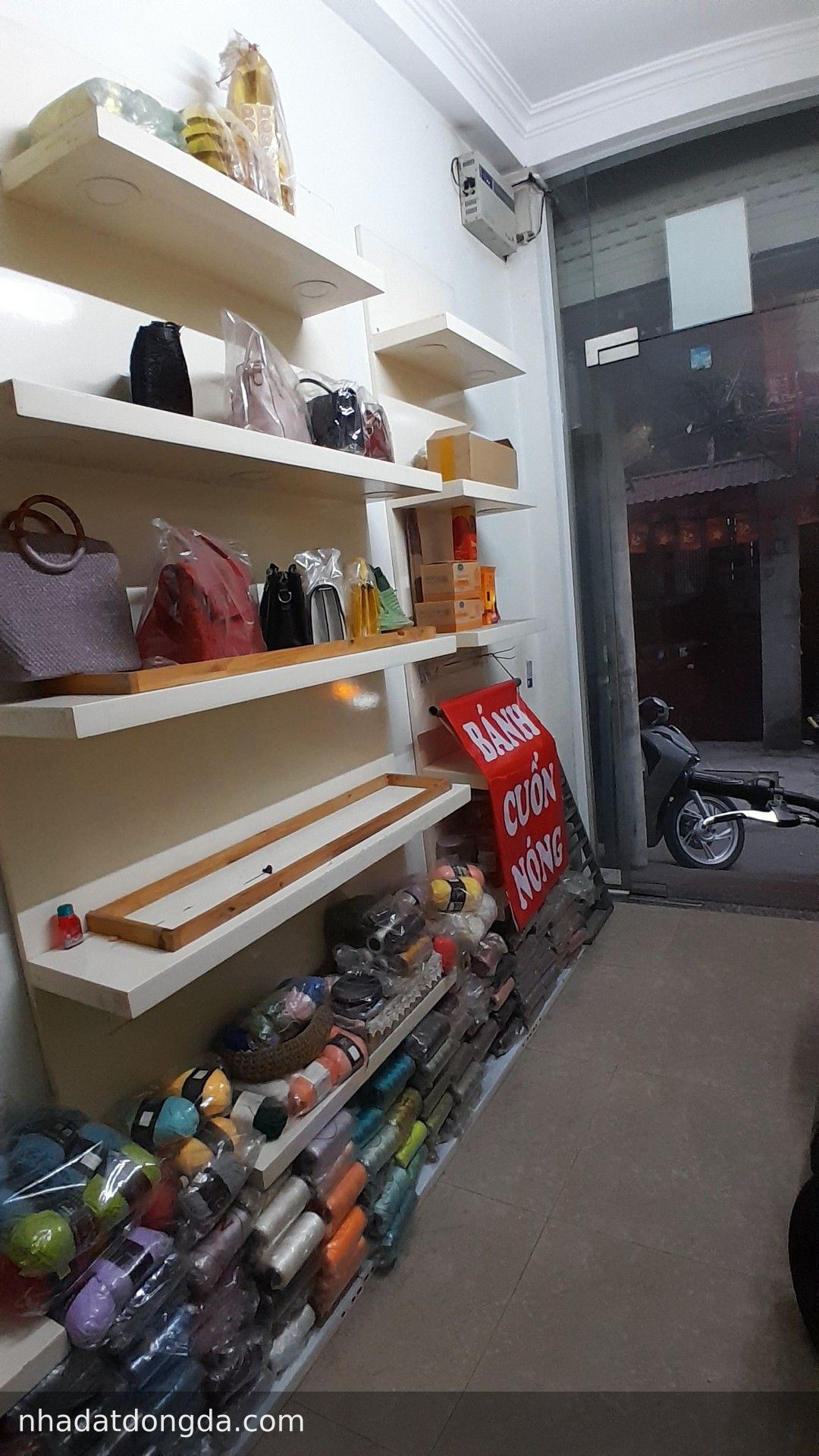 Ảnh 2 nhà Tôn Đức Thắng, Văn Miếu - Quốc Tử Giám