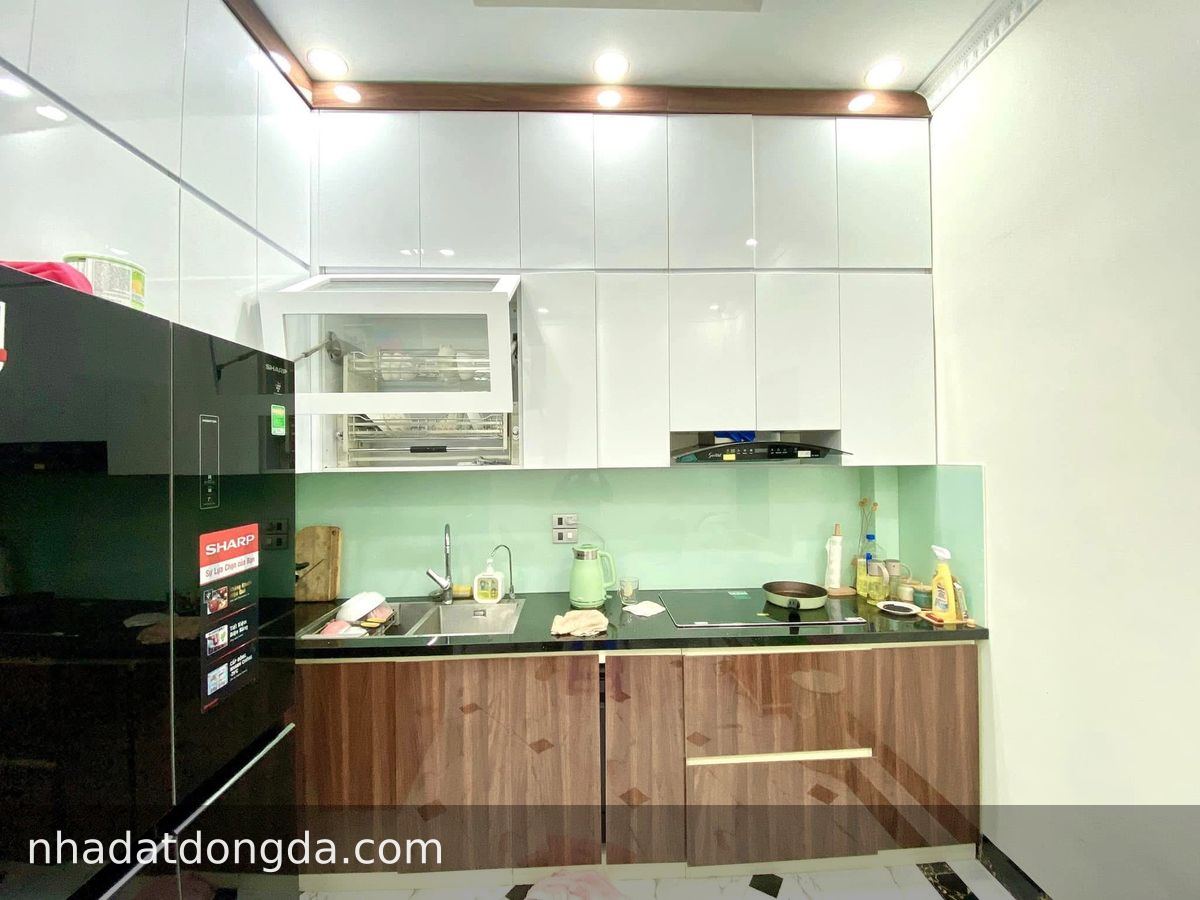 Ảnh 4 nhà Láng, Láng