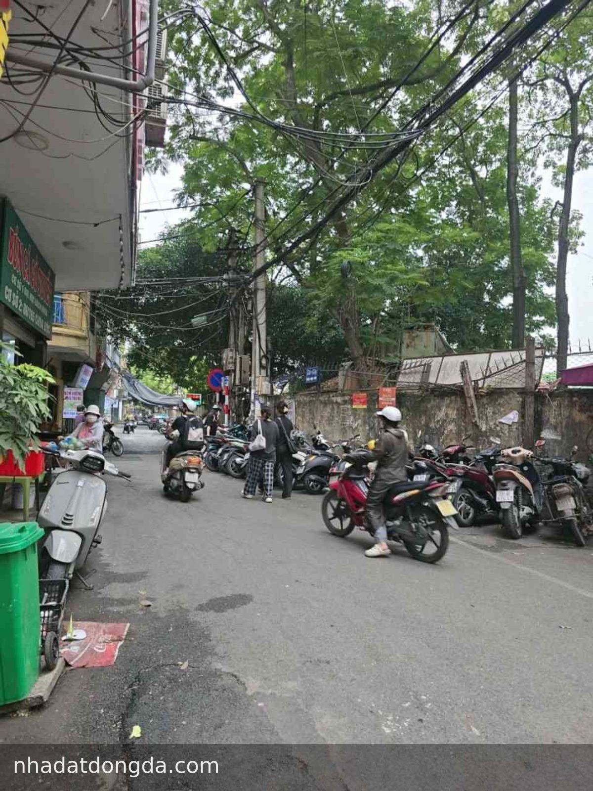 Ảnh 2 nhà Chùa Bộc, Trung Liệt
