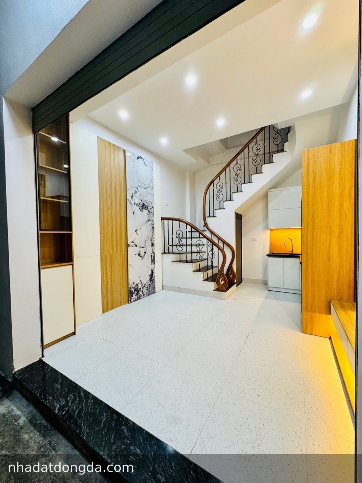 Ảnh 4 nhà Nguyễn Văn Tuyết, Kim Liên