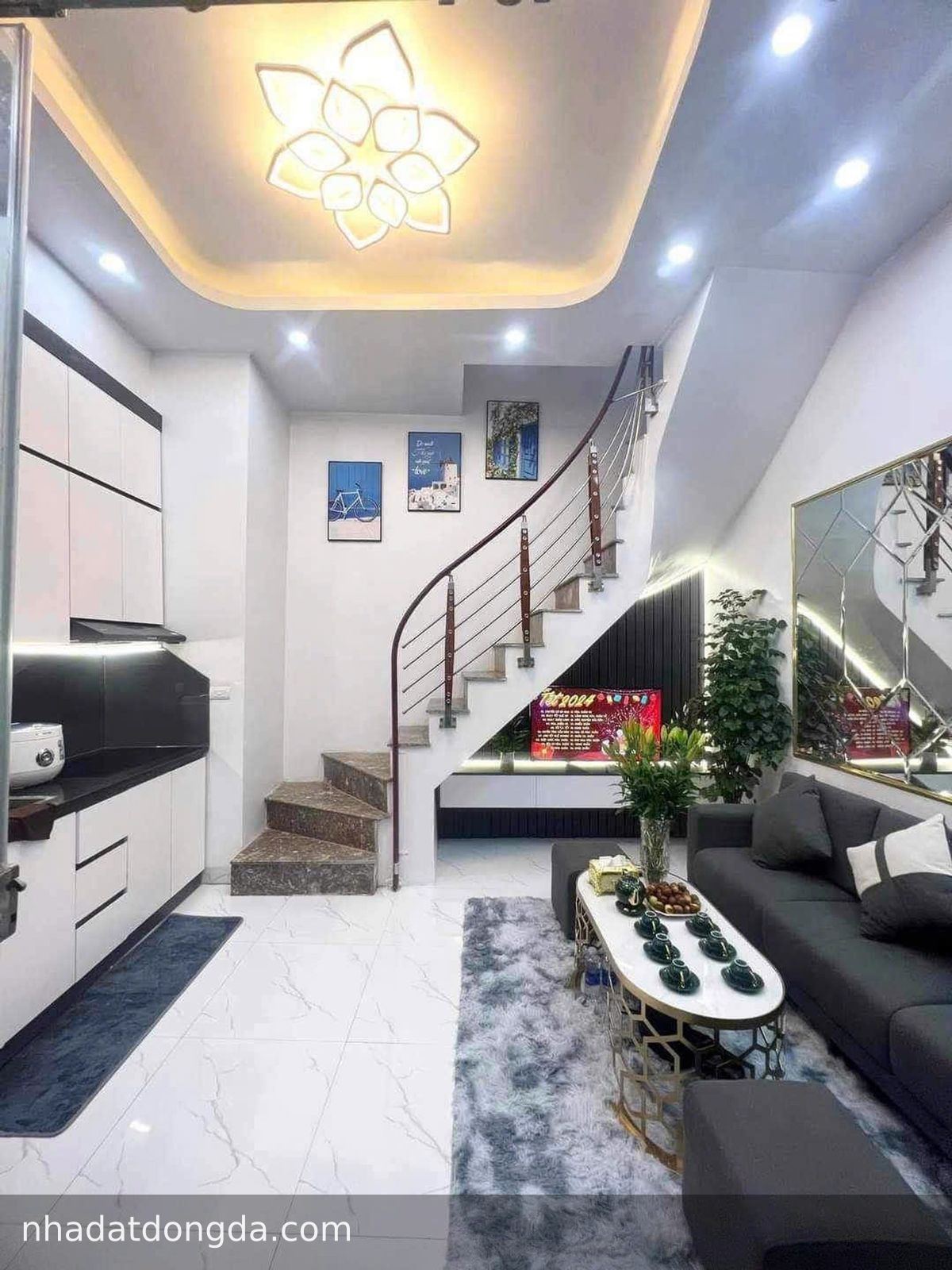 Nhà Khâm Thiên, Khâm Thiên, 4.7 tỷ