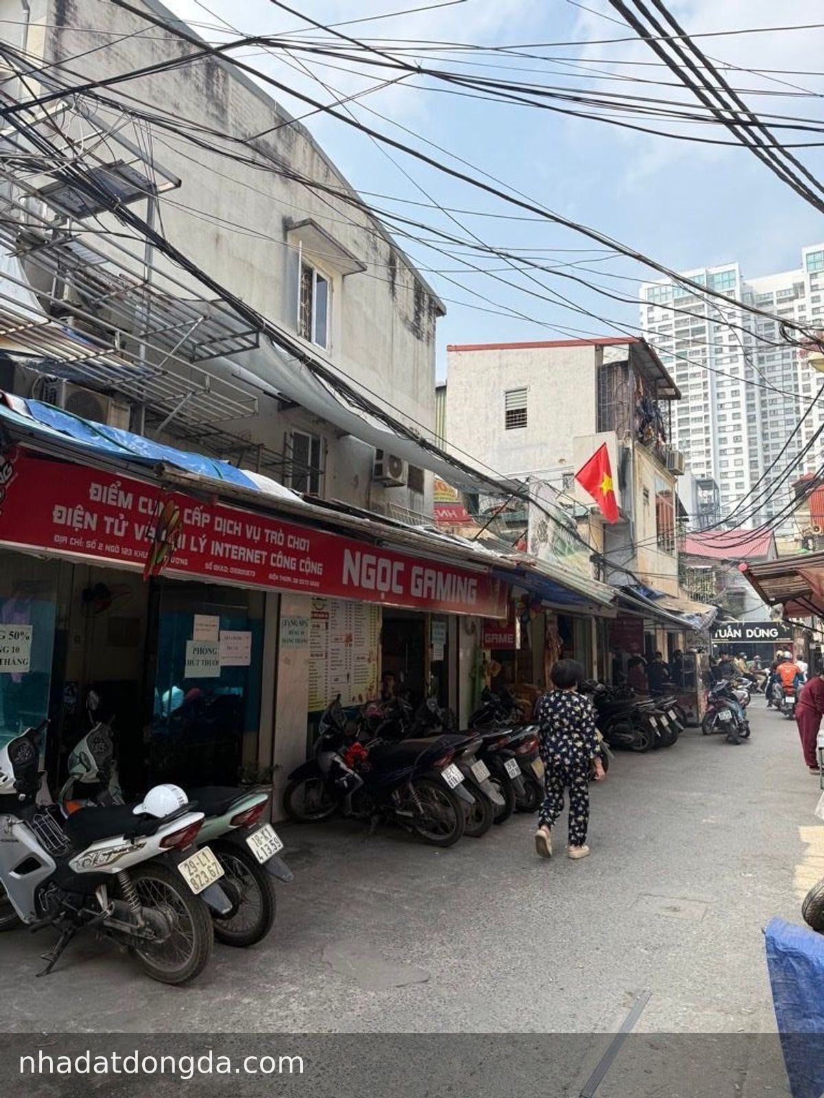 Ảnh 3 nhà Khương Thượng, Khương Thượng