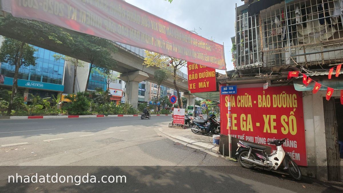 Nhà . 11 Thái Hà, Trung Liệt, 17.9 tỷ
