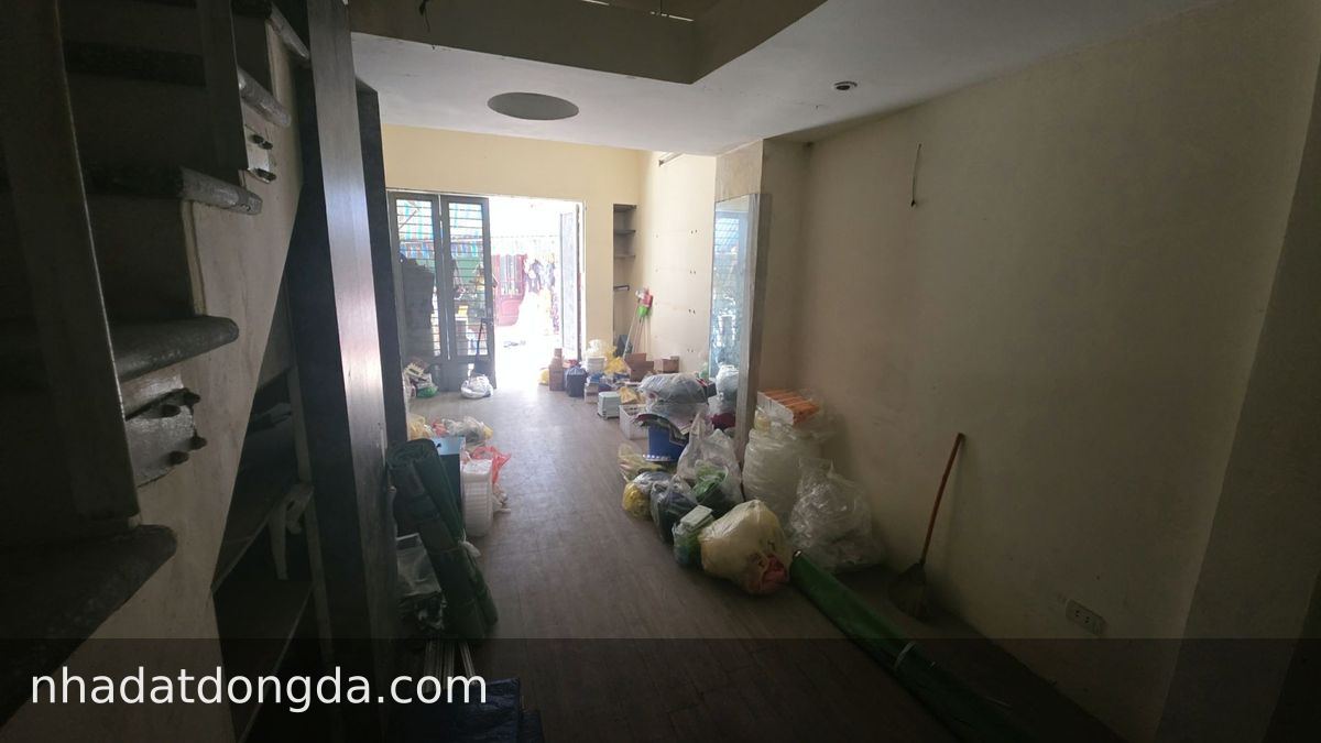 Ảnh 4 nhà . 11 Thái Hà, Trung Liệt