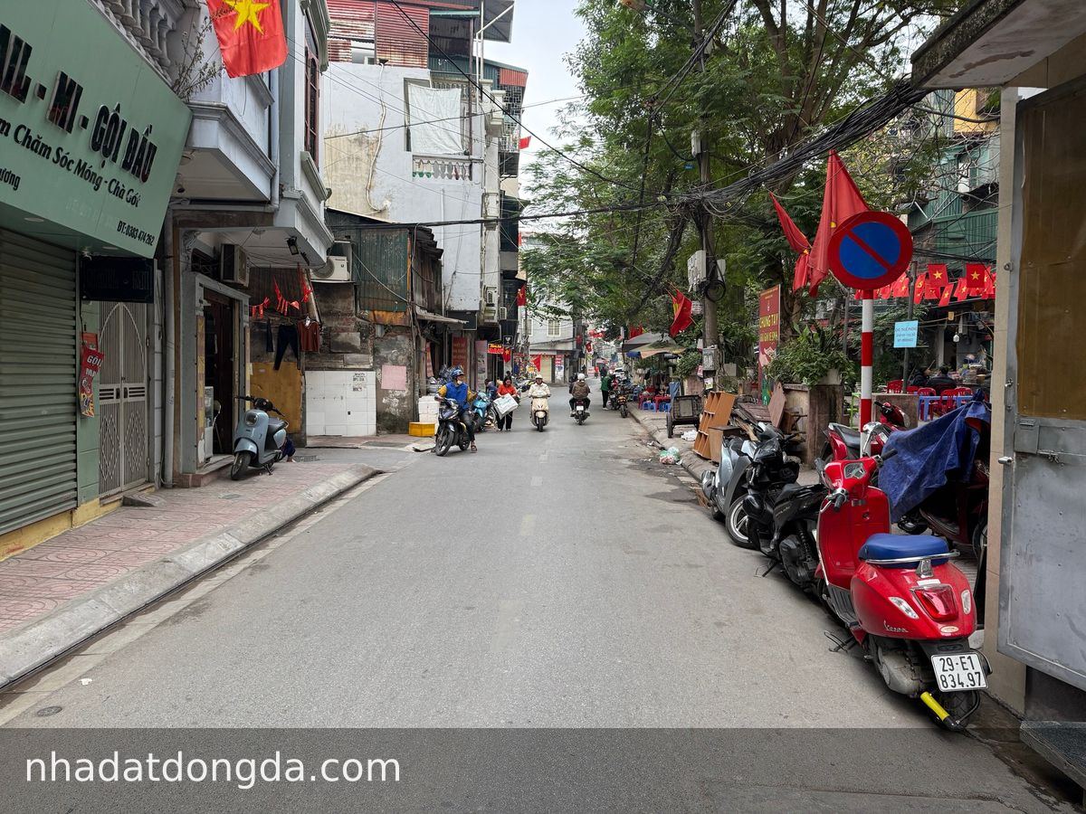 Ảnh 4 nhà Văn Chương, Văn Chương