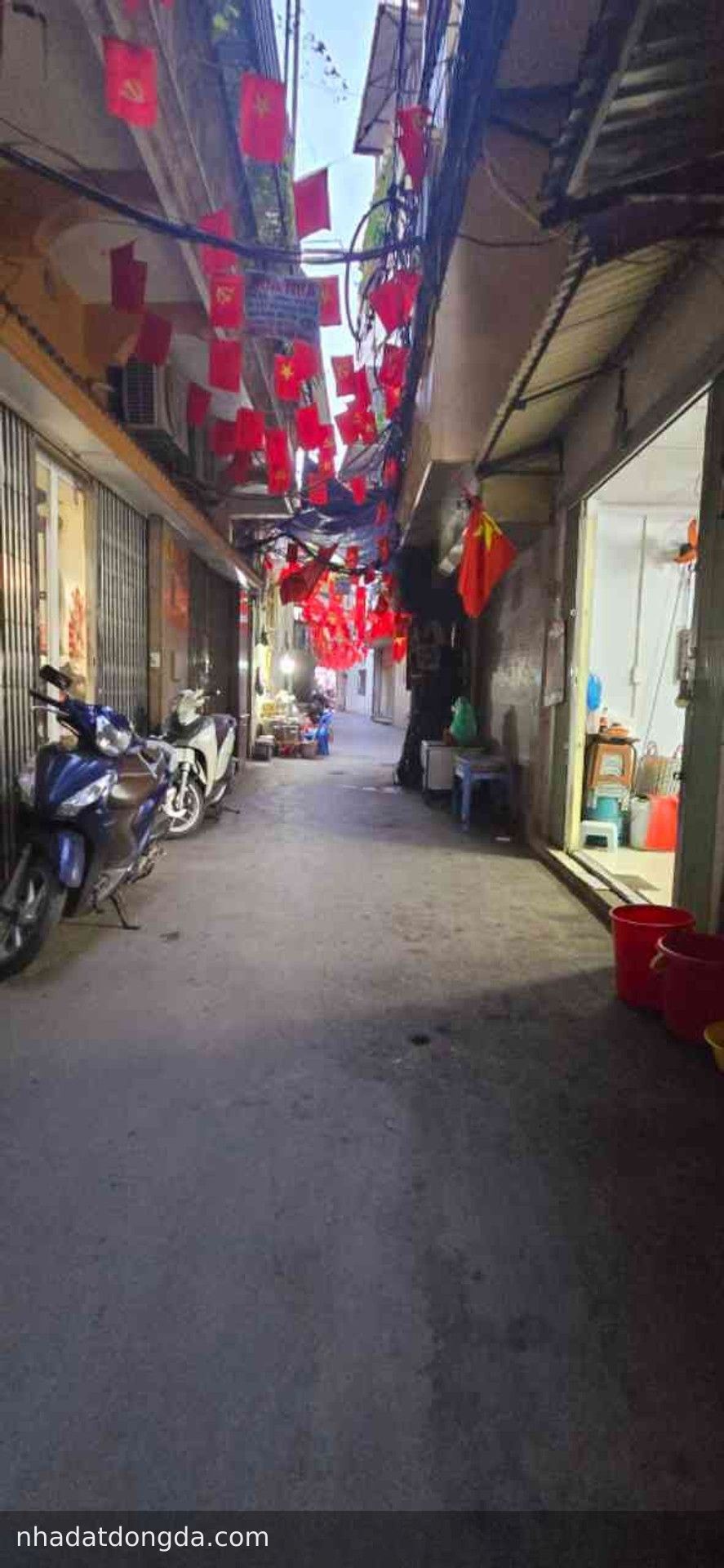 Ảnh 2 nhà Trung Tả Khâm Thiên, Văn Miếu - Quốc Tử Giám