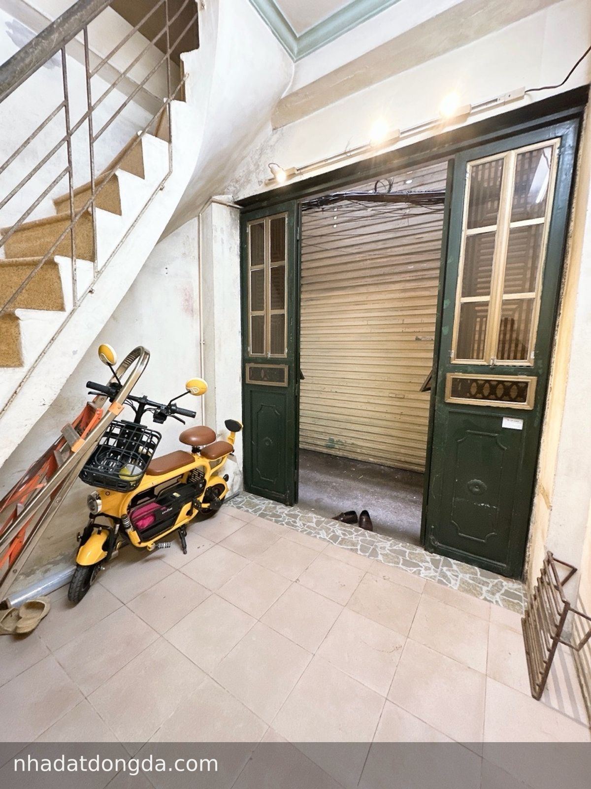 Ảnh 3 nhà Khương Thượng, Kim Liên