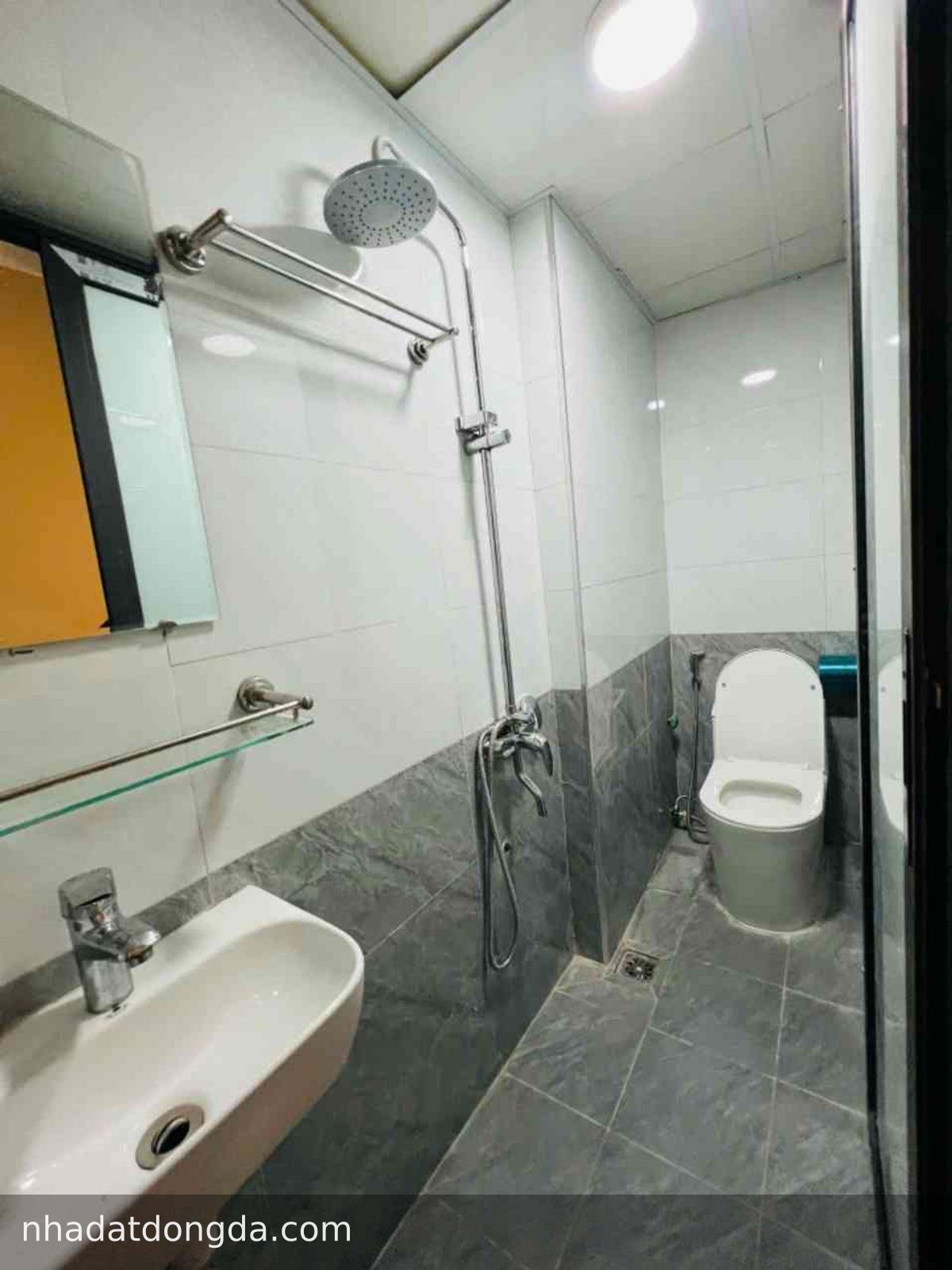 Ảnh 3 nhà Hòa Bình, Khâm Thiên, Văn Miếu - Quốc Tử Giám