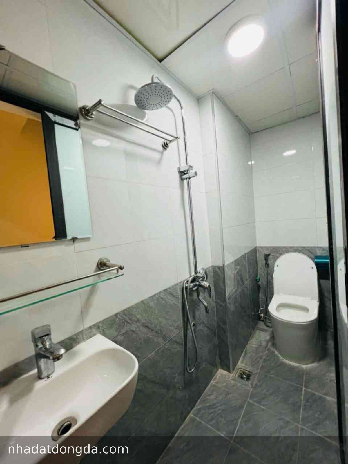 Ảnh 4 nhà Hòa Bình, Khâm Thiên, Văn Miếu - Quốc Tử Giám